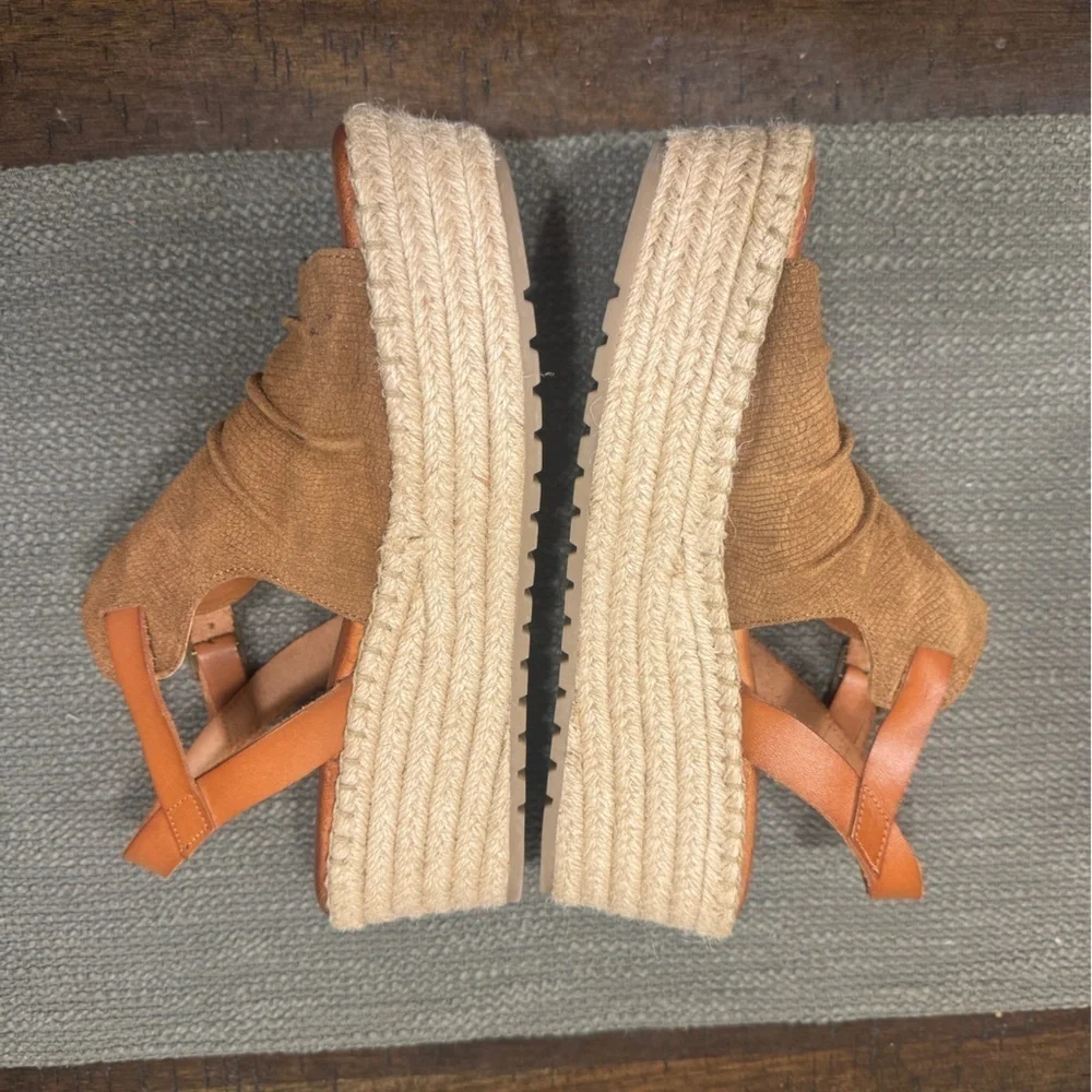 Women's Musse & Cloud Brown Sandals